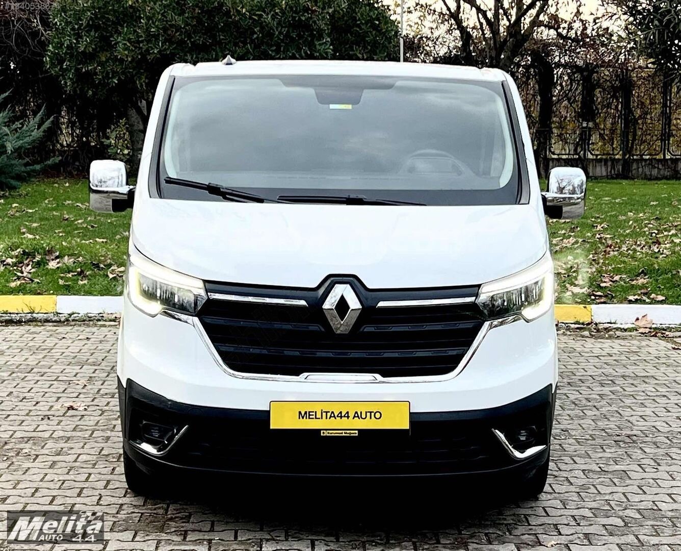 Galeriden Renault Trafic 2.0 DCI Grand Confort 2024 Model Bursa 35.000 km Beyaz 5