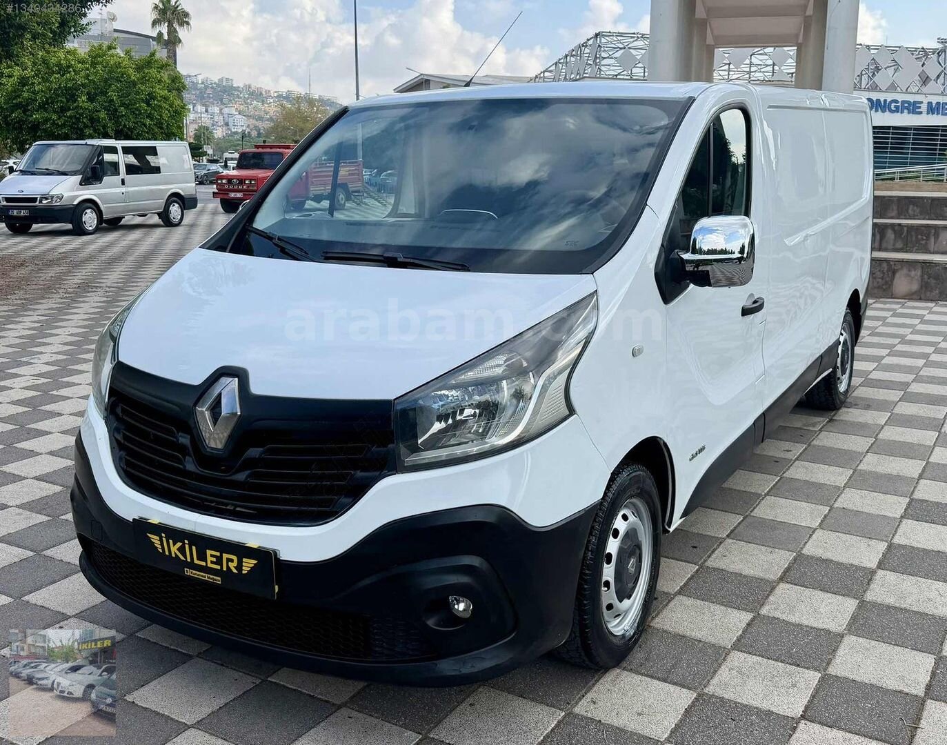 Galeriden Renault Trafic 1.6 DCI Grand Confort 2016 Model Antalya 330.000 km Beyaz 4