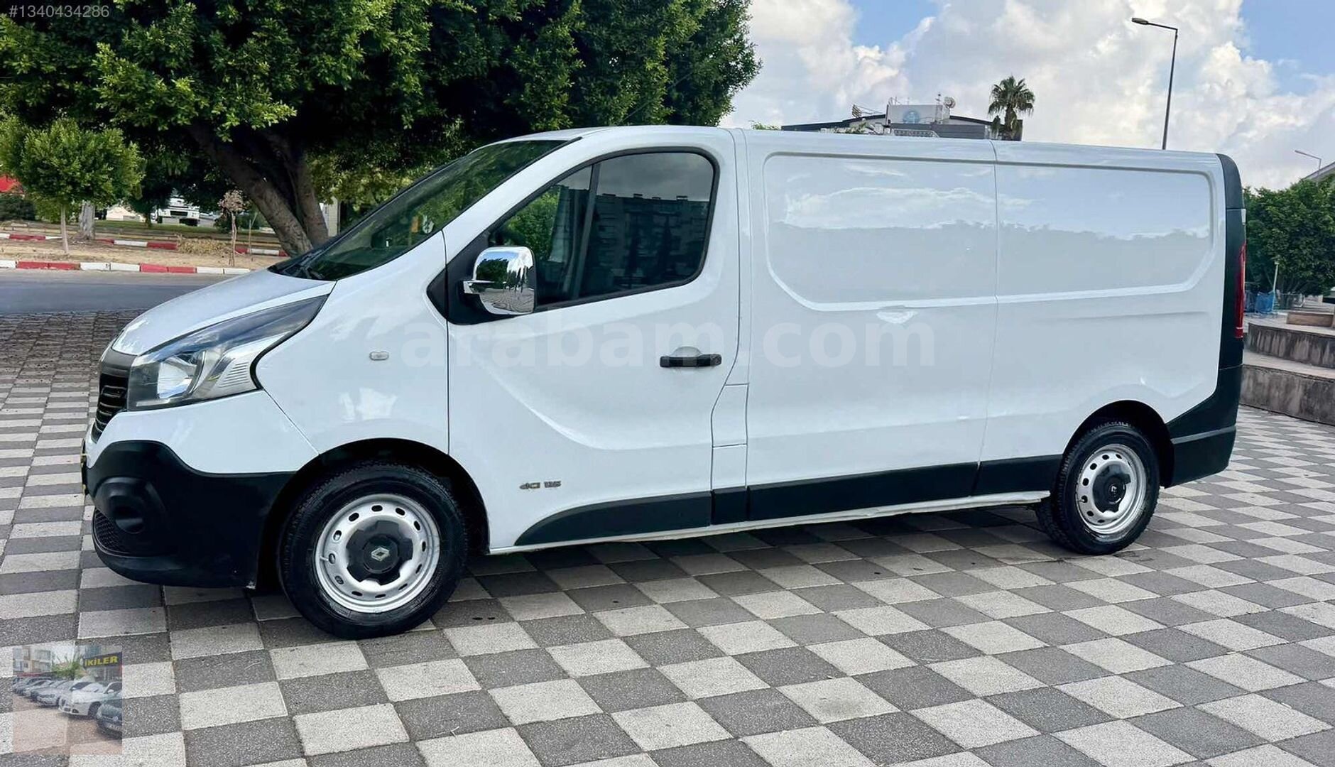Galeriden Renault Trafic 1.6 DCI Grand Confort 2016 Model Antalya 330.000 km Beyaz 5