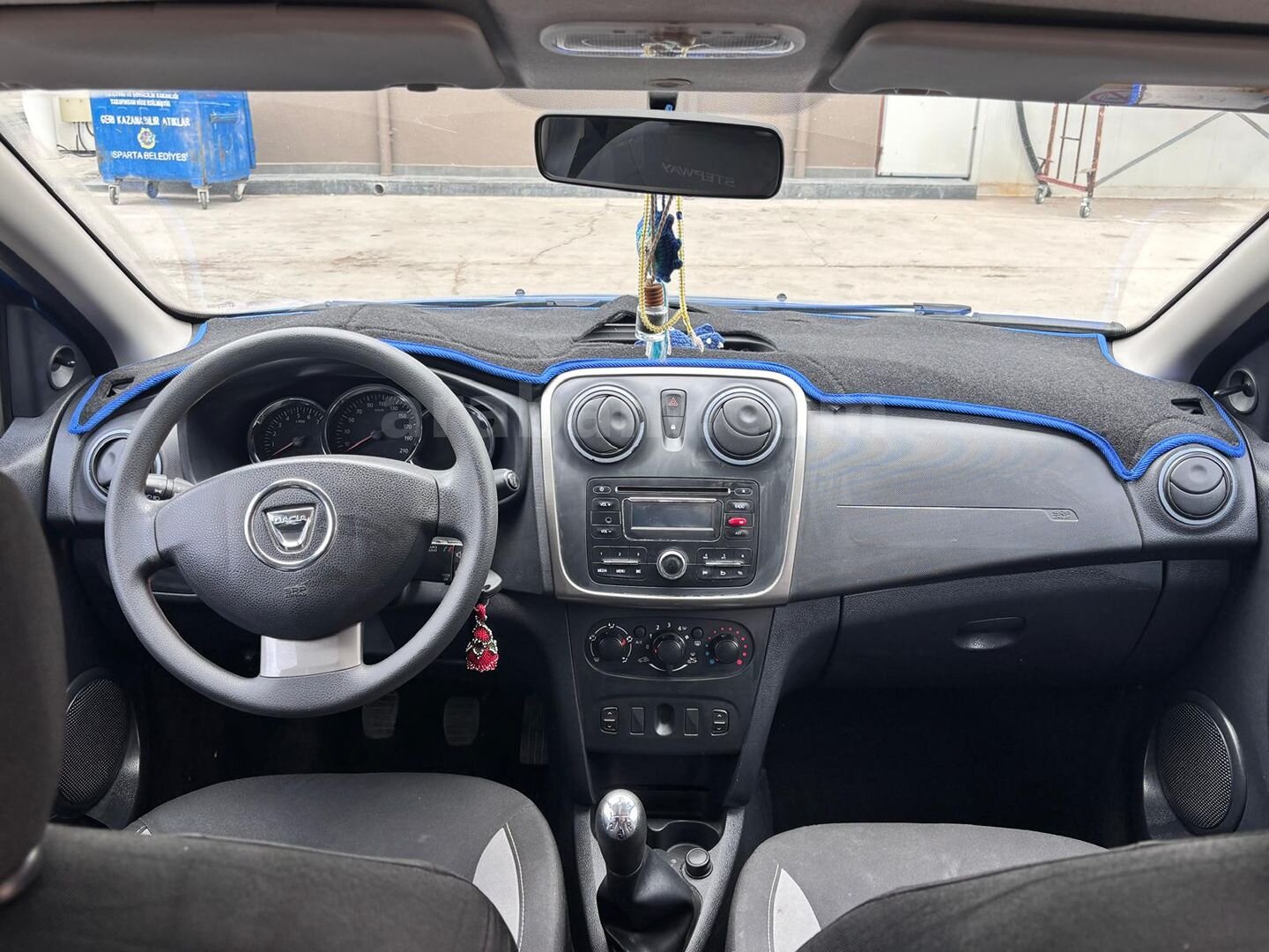 Sahibinden Dacia Sandero 1.5 dCi Stepway 2015 Model Isparta 128.000 km Mavi 3