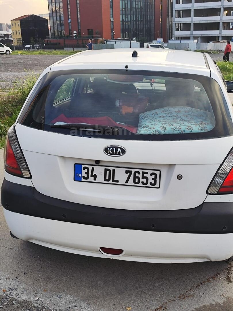 Sahibinden Kia Rio 1.5 CRDi EX Comfort 2006 Model İstanbul 270.000 km Beyaz 3