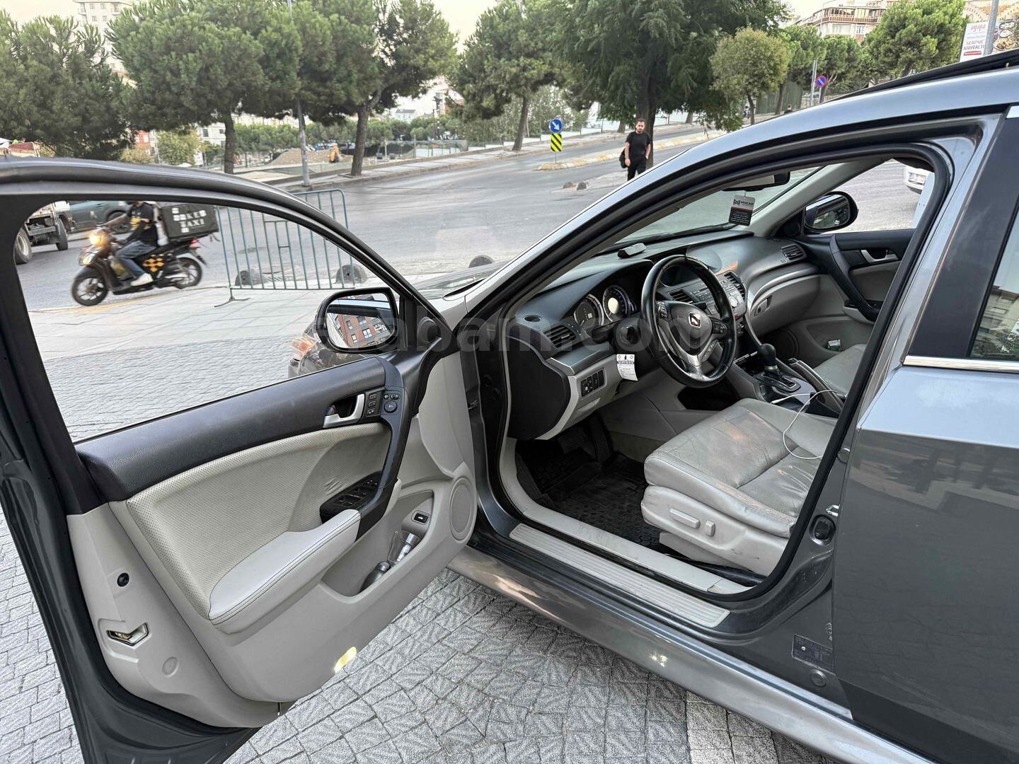 Sahibinden Honda Accord 2.0 Executive 2008 Model 290.000 km Gri 7
