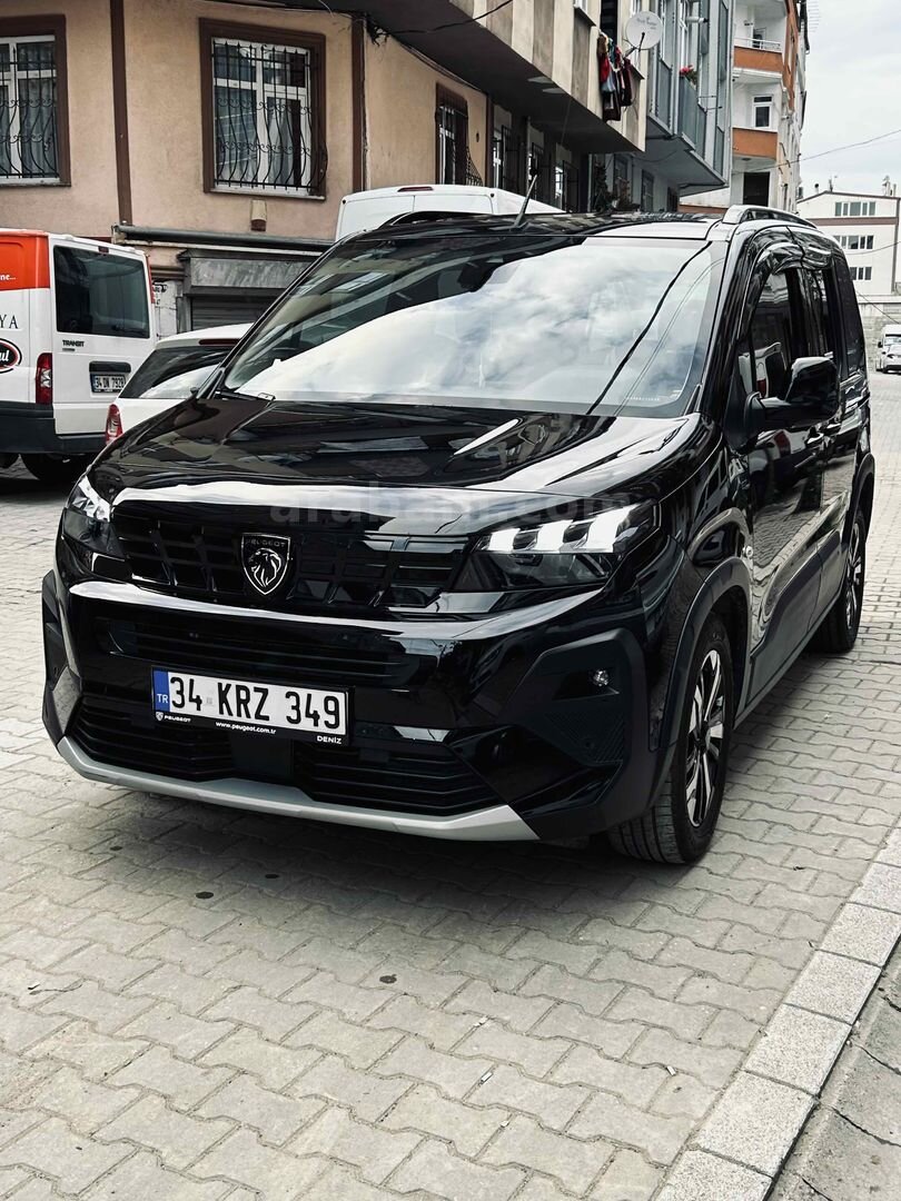 Sahibinden Peugeot Rifter 1.5 BlueHDI GT 2024 Model İstanbul 19.000 km Siyah 1