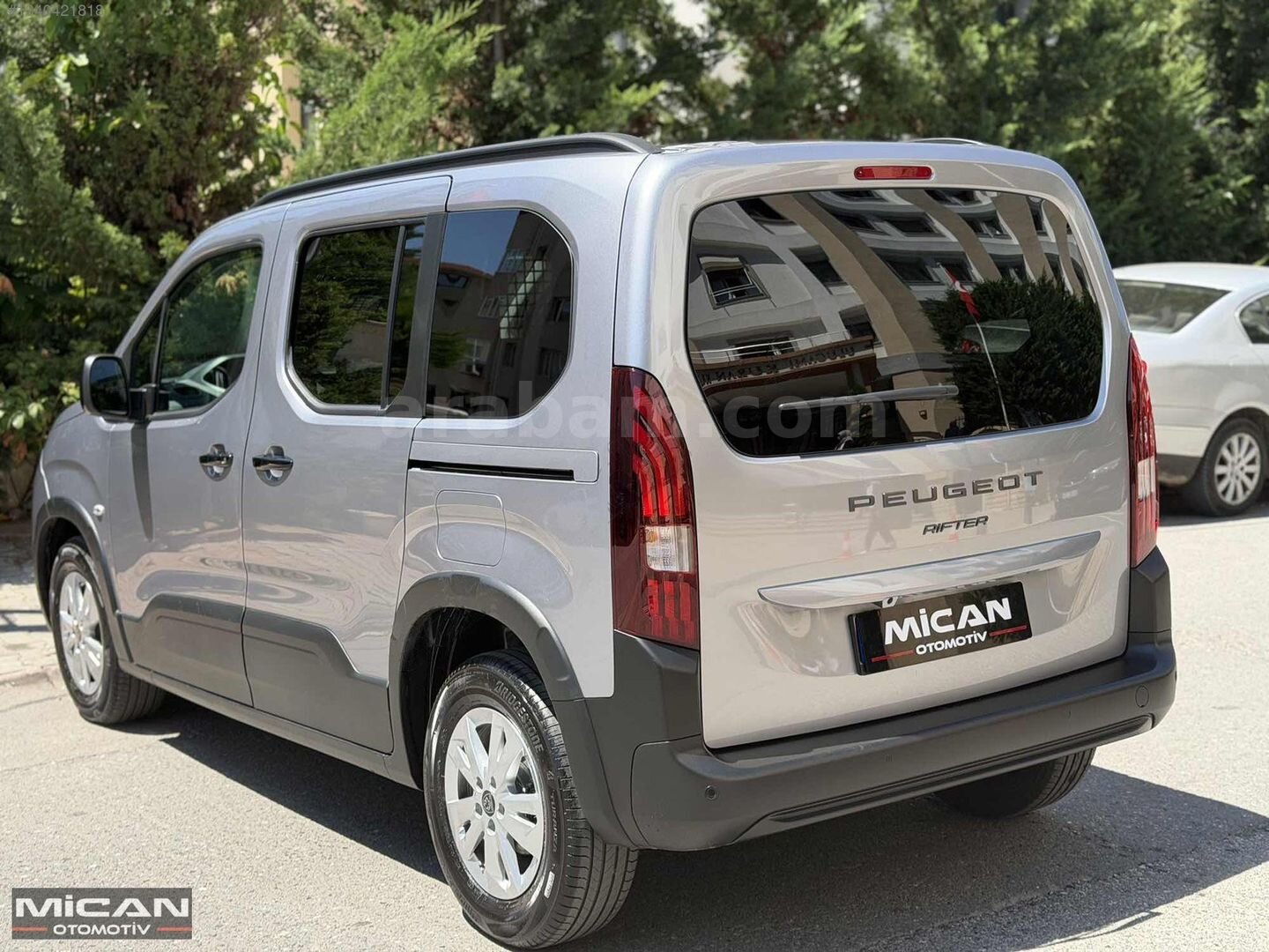 Galeriden Peugeot Rifter 1.5 BlueHDI Allure 2025 Model İstanbul 22.000 km Gri 7