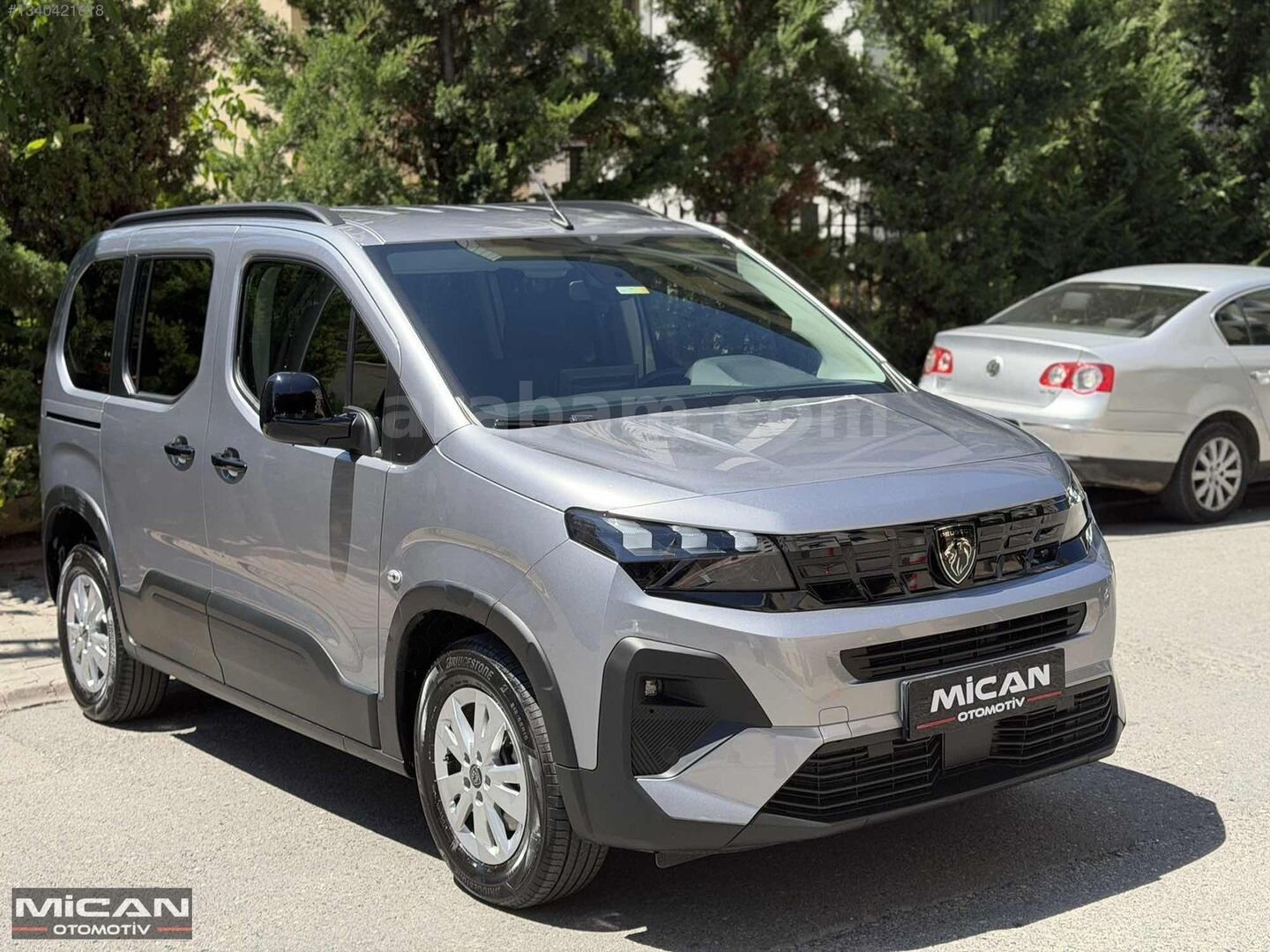 Galeriden Peugeot Rifter 1.5 BlueHDI Allure 2025 Model İstanbul 22.000 km Gri 4