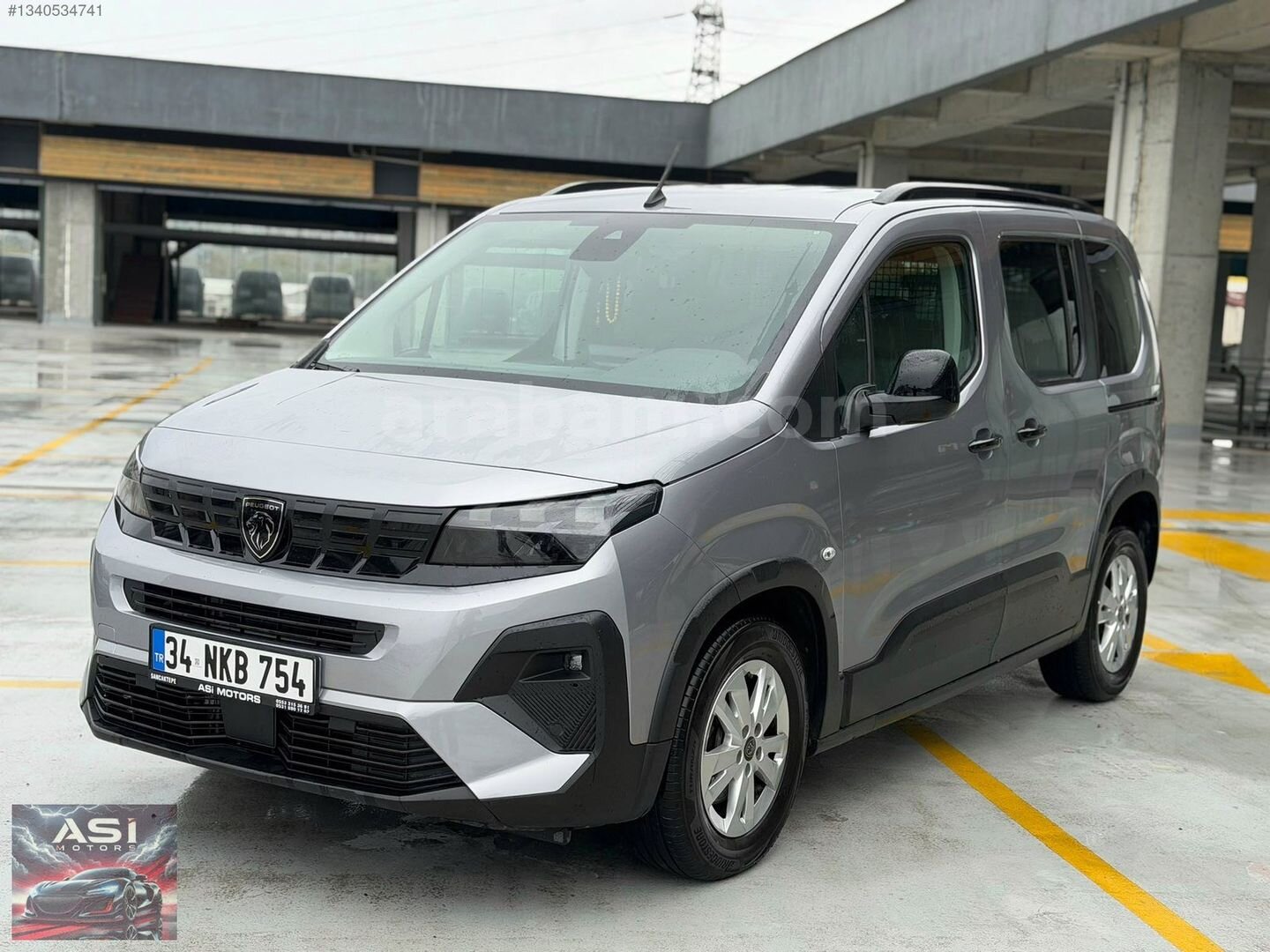 Galeriden Peugeot Rifter 1.5 BlueHDI Allure 2025 Model İstanbul 12.000 km Gri 2