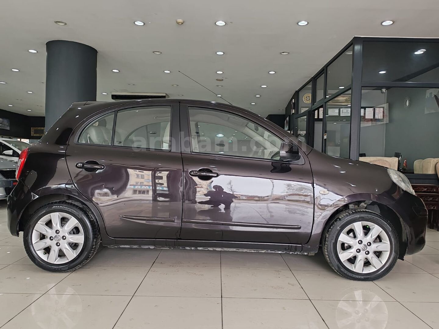 Galeriden Nissan Micra 1.2 Tekna 2011 Model İstanbul 104.000 km Siyah 5