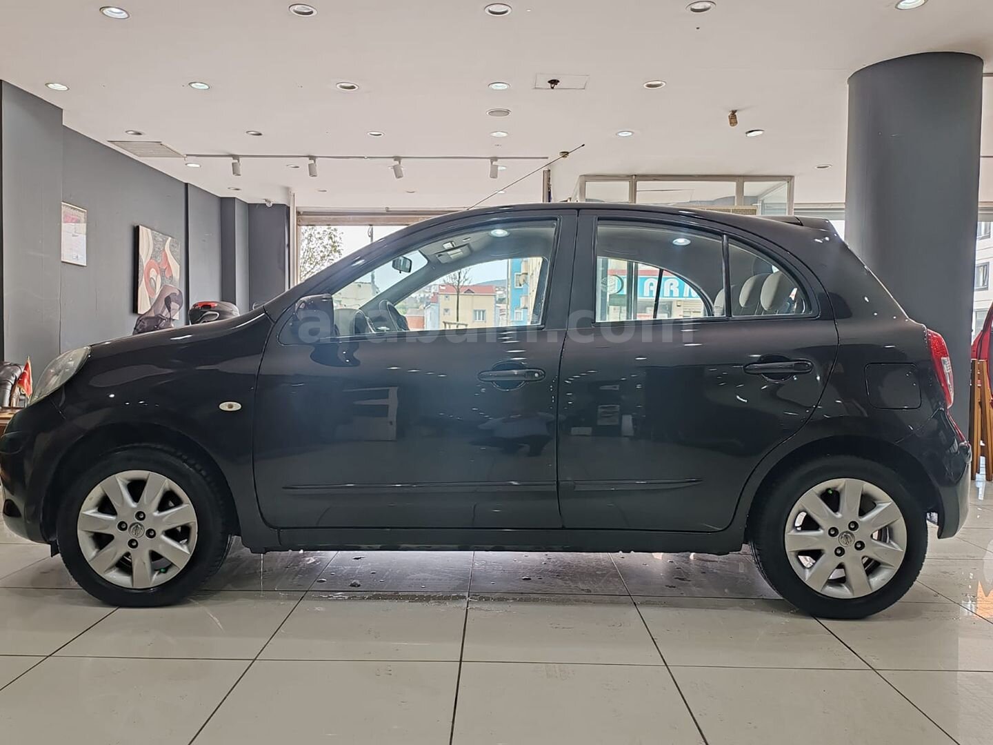 Galeriden Nissan Micra 1.2 Tekna 2011 Model İstanbul 104.000 km Siyah 4
