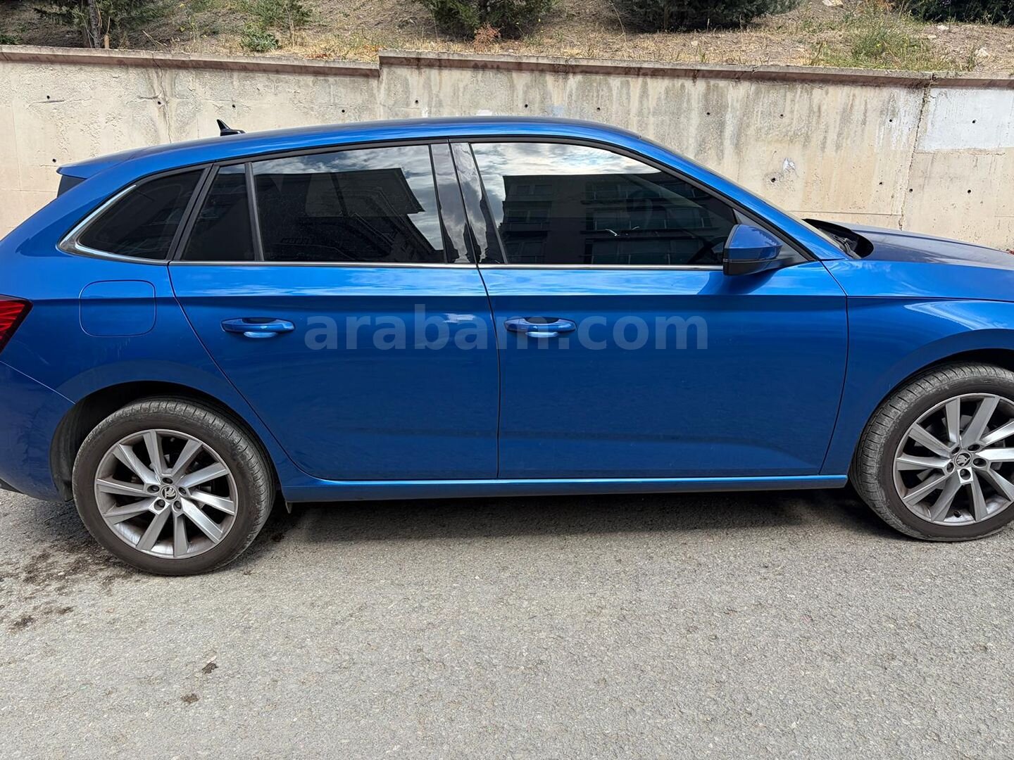 İlk sahibi bayandan, 2022 model, 30000km Scala Premium 1.0 TSI 110 PS DSG 5