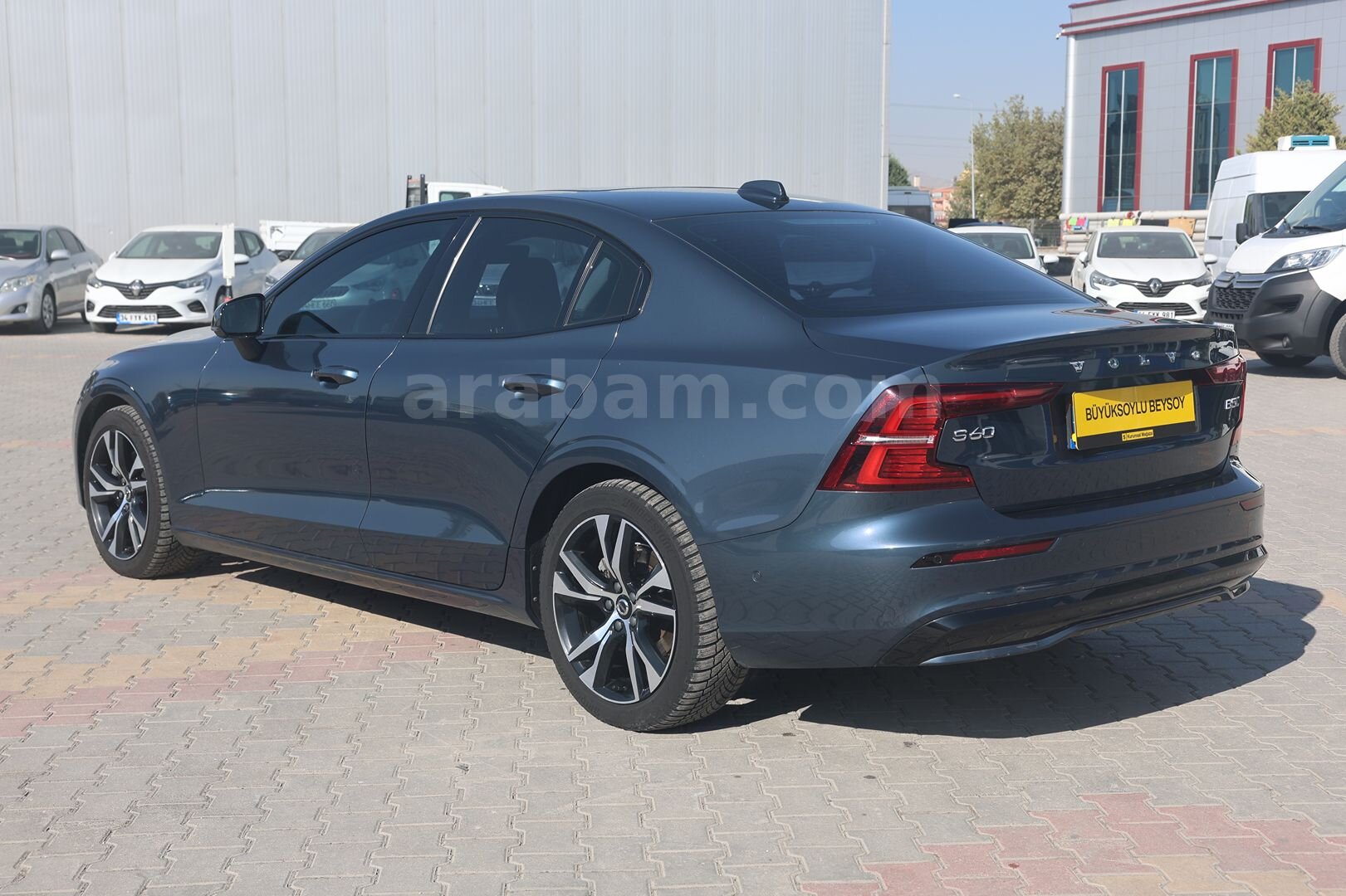 Galeriden Volvo S60 2.0 B5 Plus Dark 2023 Model Konya 186.171 km Mavi 6