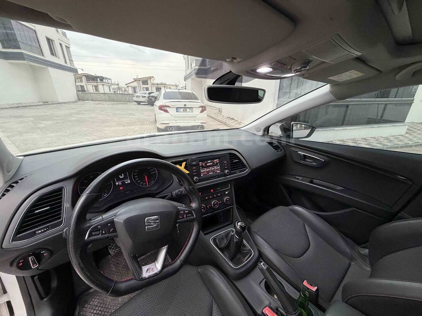 Sahibinden Seat Leon 1.4 TSI FR 2016 Model Diyarbakır 160.000 km Beyaz 6