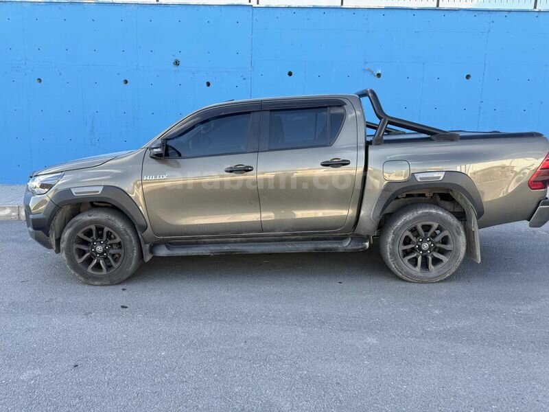 Sahibinden Toyota Hilux 2.4 D-4D 4x4 Invincible 2022 Model