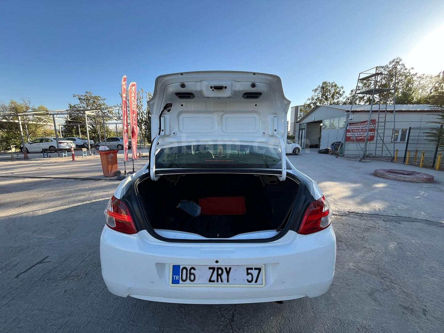 Peugeot 301 1.6 HDi Active - Değişensiz, Temiz Aile Aracı 7