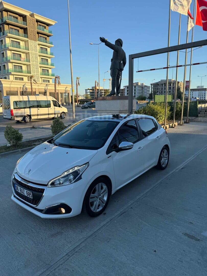 Sahibinden Peugeot 208 1.5 BlueHDi Signature 2019 Model 2