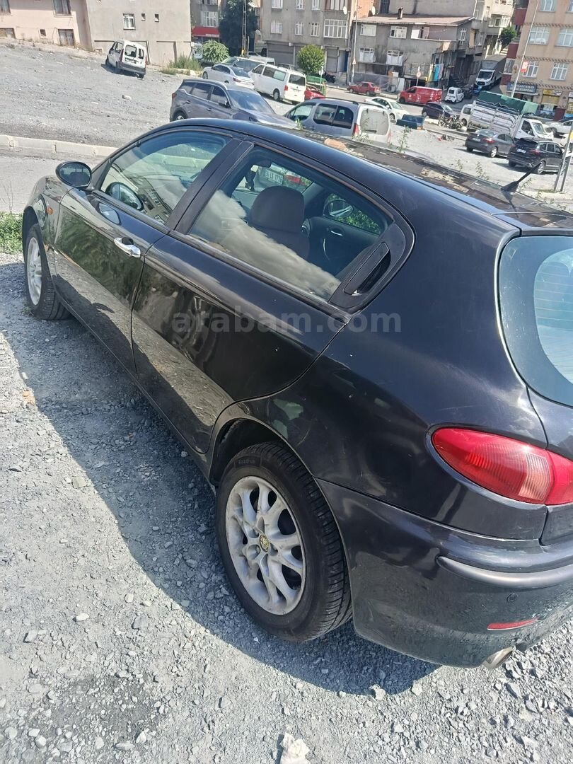 Sahibinden Alfa Romeo 147 1.6 TS Distinctive 2004 Model İstanbul 245.000 km Siyah 7