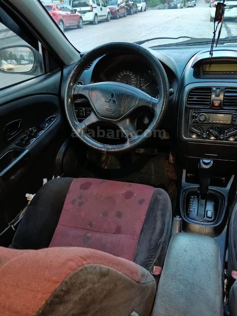 Sahibinden Mitsubishi Carisma 1.6 Comfort 2001 Model Ankara 325.000 km Gri (Gümüş) 6