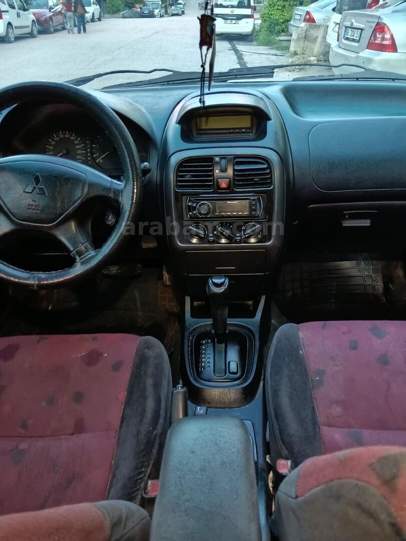 Sahibinden Mitsubishi Carisma 1.6 Comfort 2001 Model Ankara 325.000 km Gri (Gümüş) 7