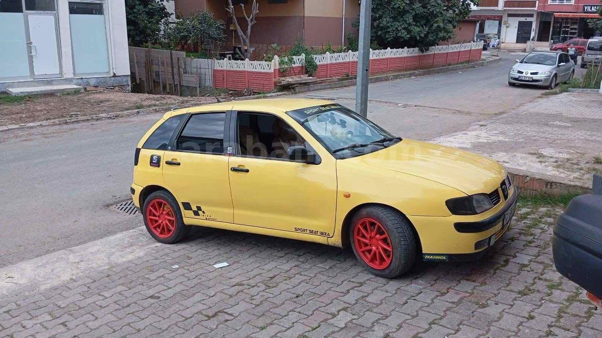 Sahibinden Seat Ibiza 1.6 Stella 2000 Model 1