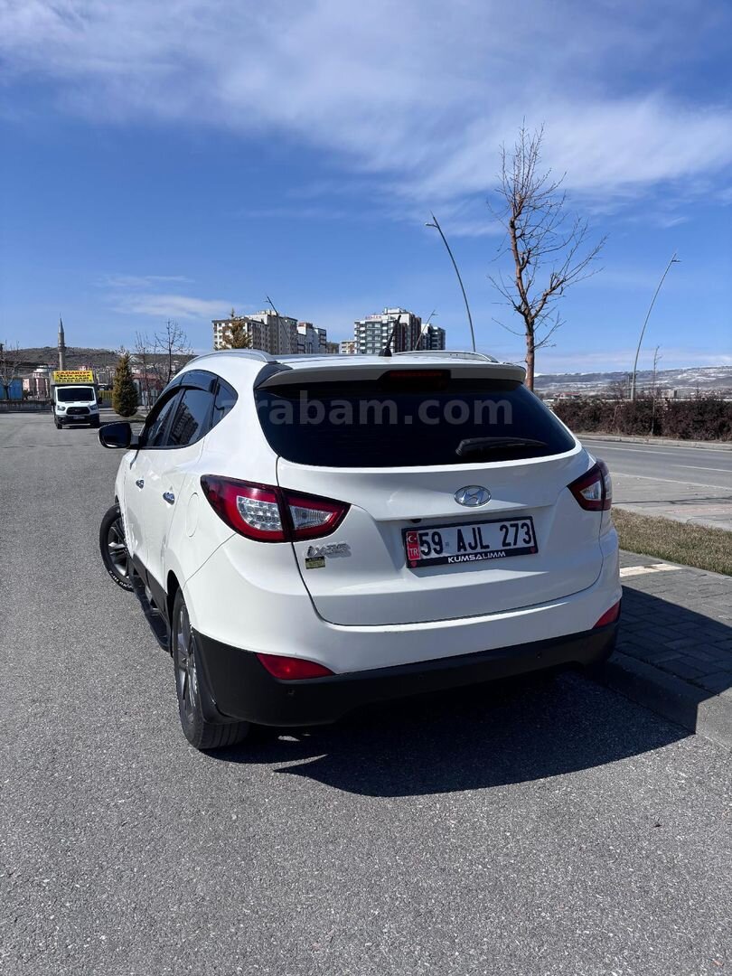 Sahibinden Hyundai ix35 1.6 GDI Elite 2014 model. ev alacagım için aracımı satıyorum 2