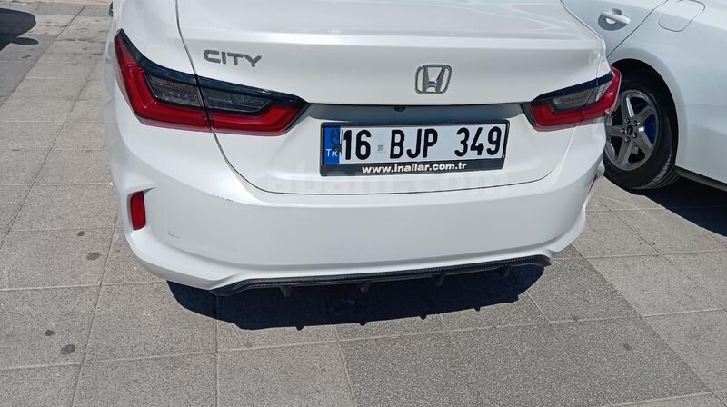 Sahibinden Honda City 1.5 i-VTEC Executive 2024 Model 24.000 km Beyaz