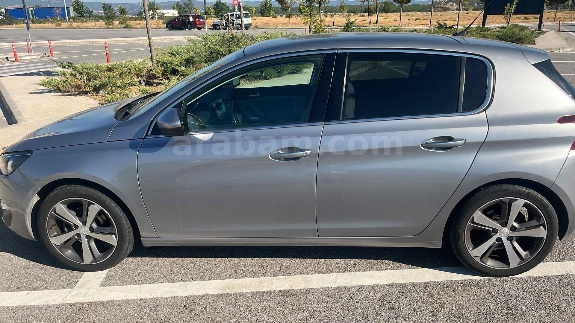 Sahibinden Peugeot 308 1.2 PureTech Allure 2014 Model İstanbul 7