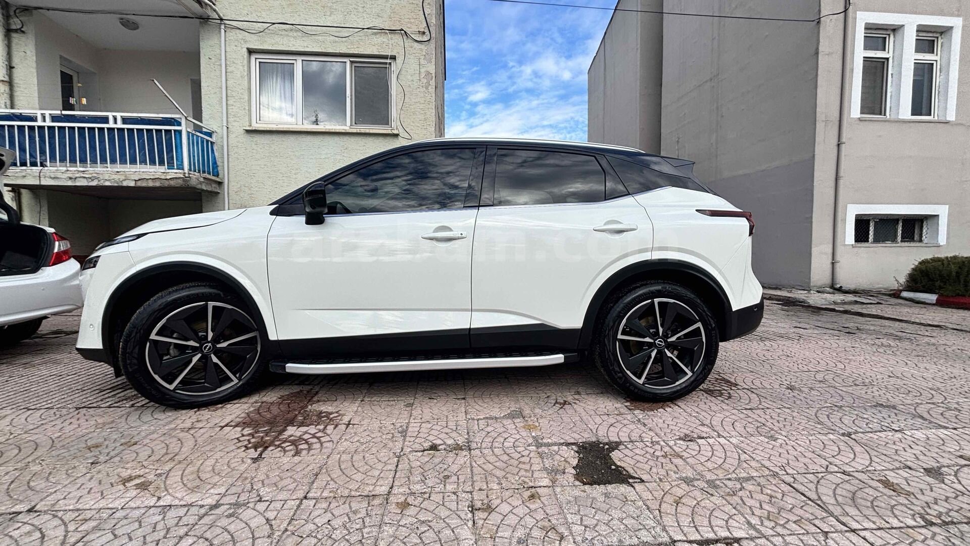 Sahibinden Nissan Qashqai 1.3 DIG-T Platinum Premium 2023 Model Antalya 40.000 km Beyaz 4