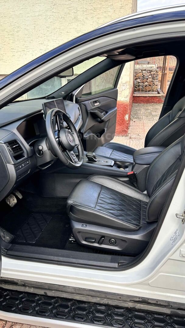 Sahibinden Nissan Qashqai 1.3 DIG-T Platinum Premium 2023 Model Antalya 40.000 km Beyaz 7