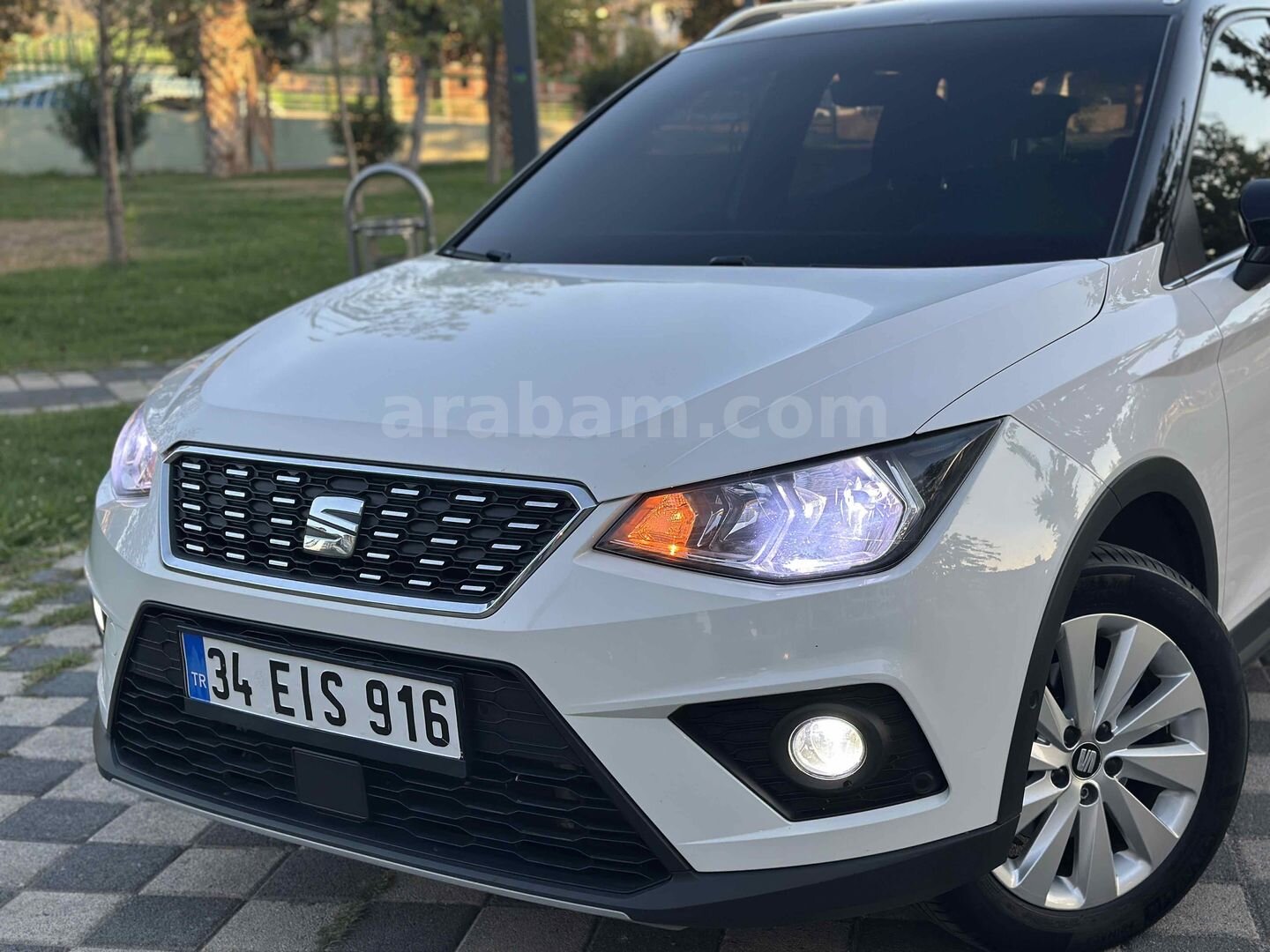 Galeriden Seat Arona 1.0 EcoTSI Xcellence 2021 Model Balıkesir 165.000 km Beyaz 4