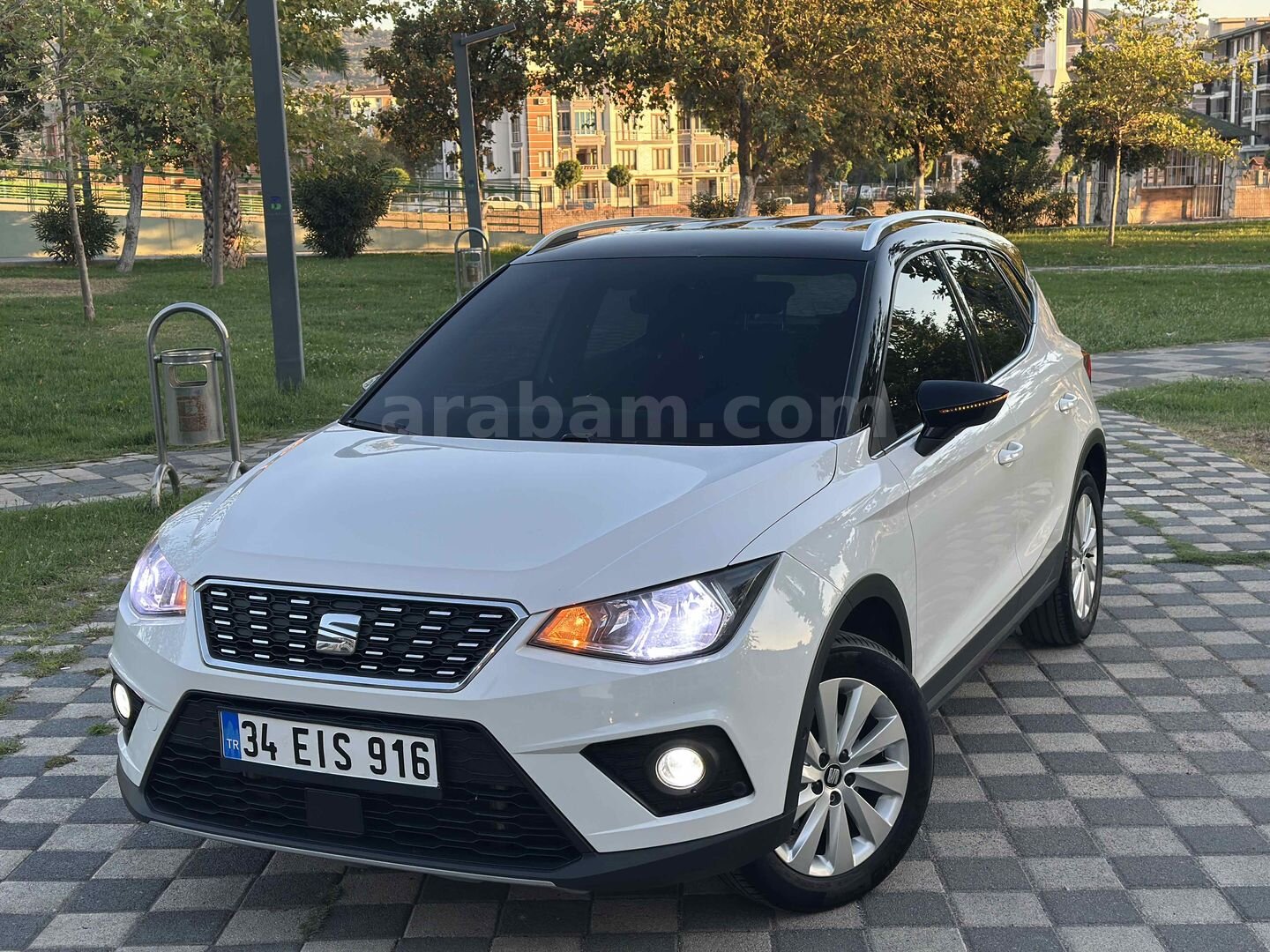 Galeriden Seat Arona 1.0 EcoTSI Xcellence 2021 Model Balıkesir 165.000 km Beyaz 3