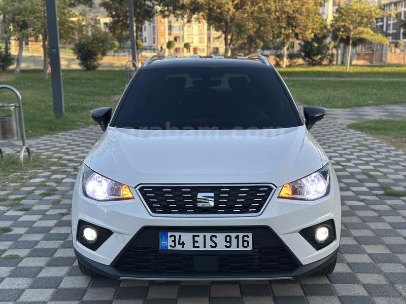Galeriden Seat Arona 1.0 EcoTSI Xcellence 2021 Model Balıkesir 165.000 km Beyaz