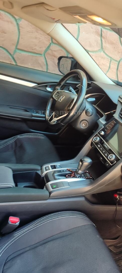 Sahibinden Honda Civic 1.6i VTEC Eco Elegance farbikasyon LPG 2020 FC5 Model Malatya 152000 km Füme 7