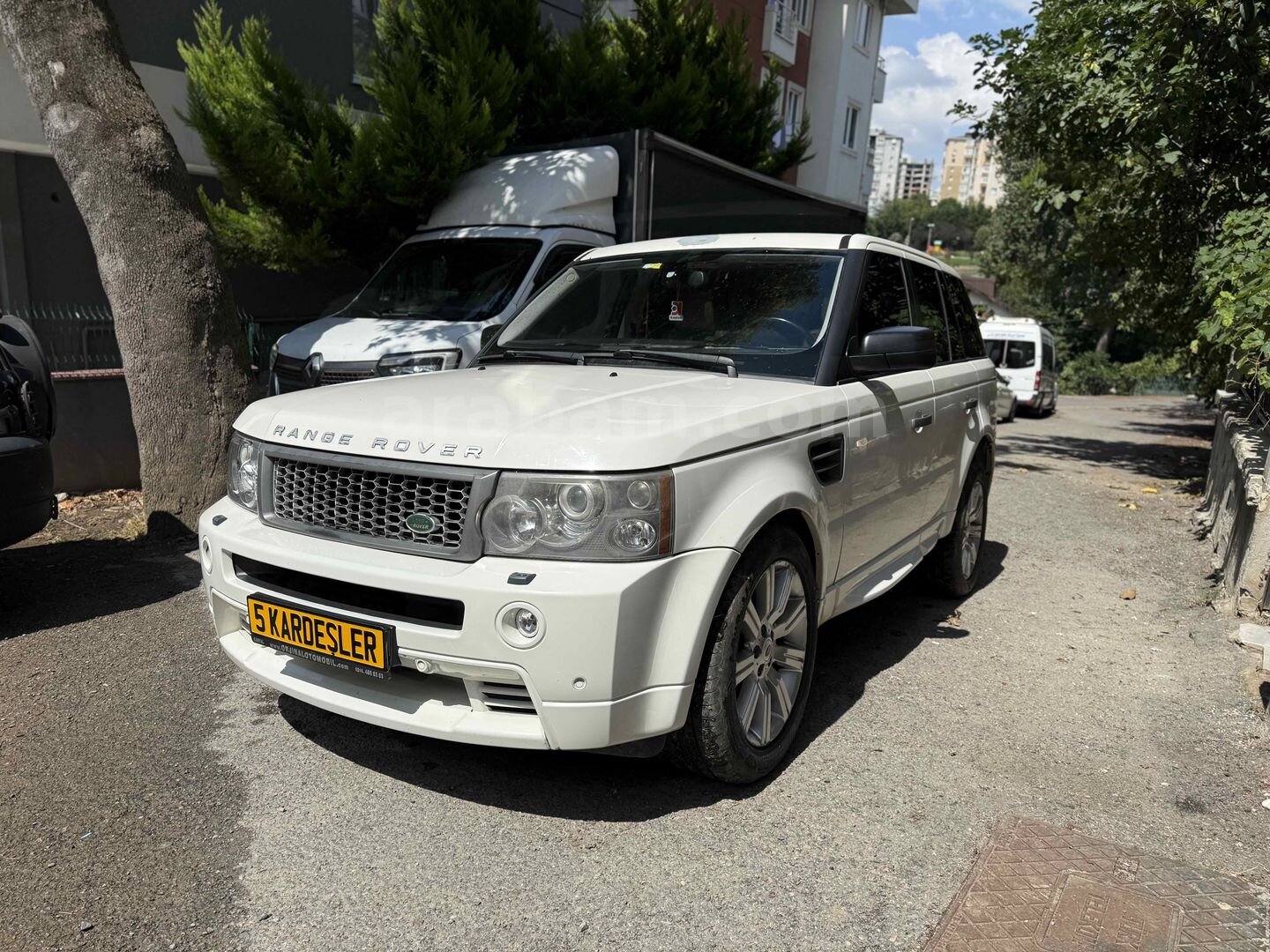Sahibinden Land Rover Range Sport 2.7 TDV6 HSE 2009 Model 185.000 km Beyaz 4