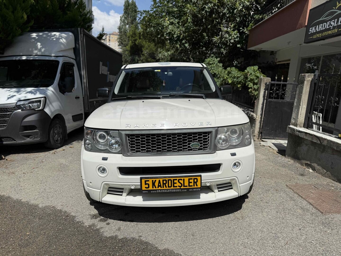 Sahibinden Land Rover Range Sport 2.7 TDV6 HSE 2009 Model 185.000 km Beyaz 3