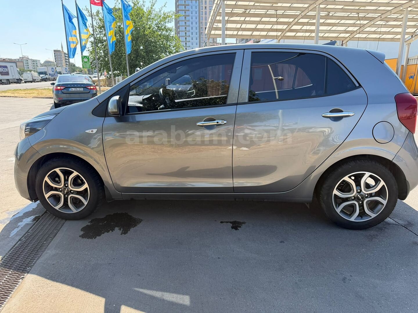 Sahibinden Kia Picanto 1.0 MPI 2023 Model Diyarbakır 26.000 km Füme 1