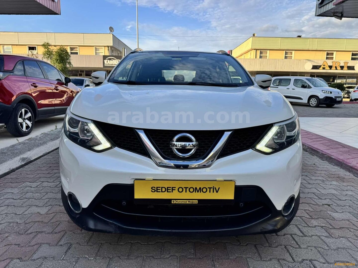 2017 BOYASIZ/TRAMERSİZ QASHQAI 1.6 DİZEL OTOMATİK SKYPACK 2