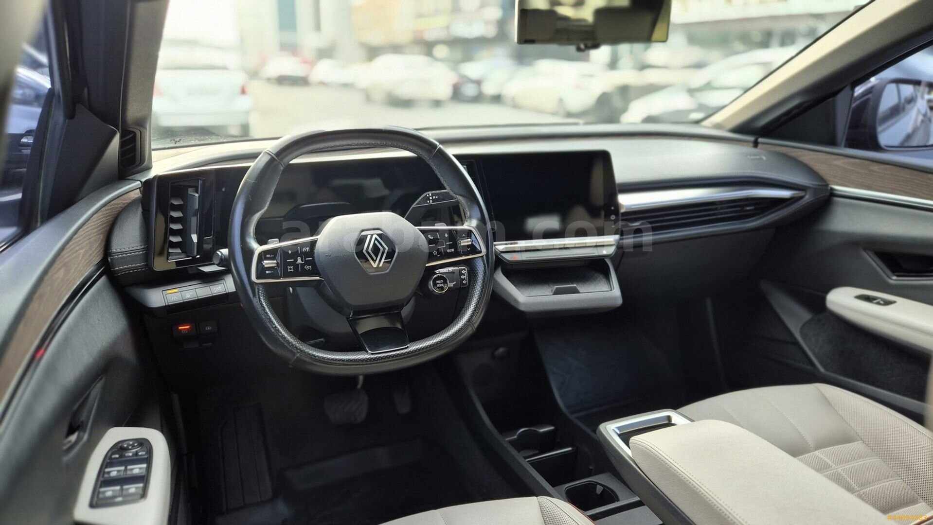 Galeriden Renault Megane E-Tech Iconic 2023 Model İstanbul 81.500 km Lacivert 7
