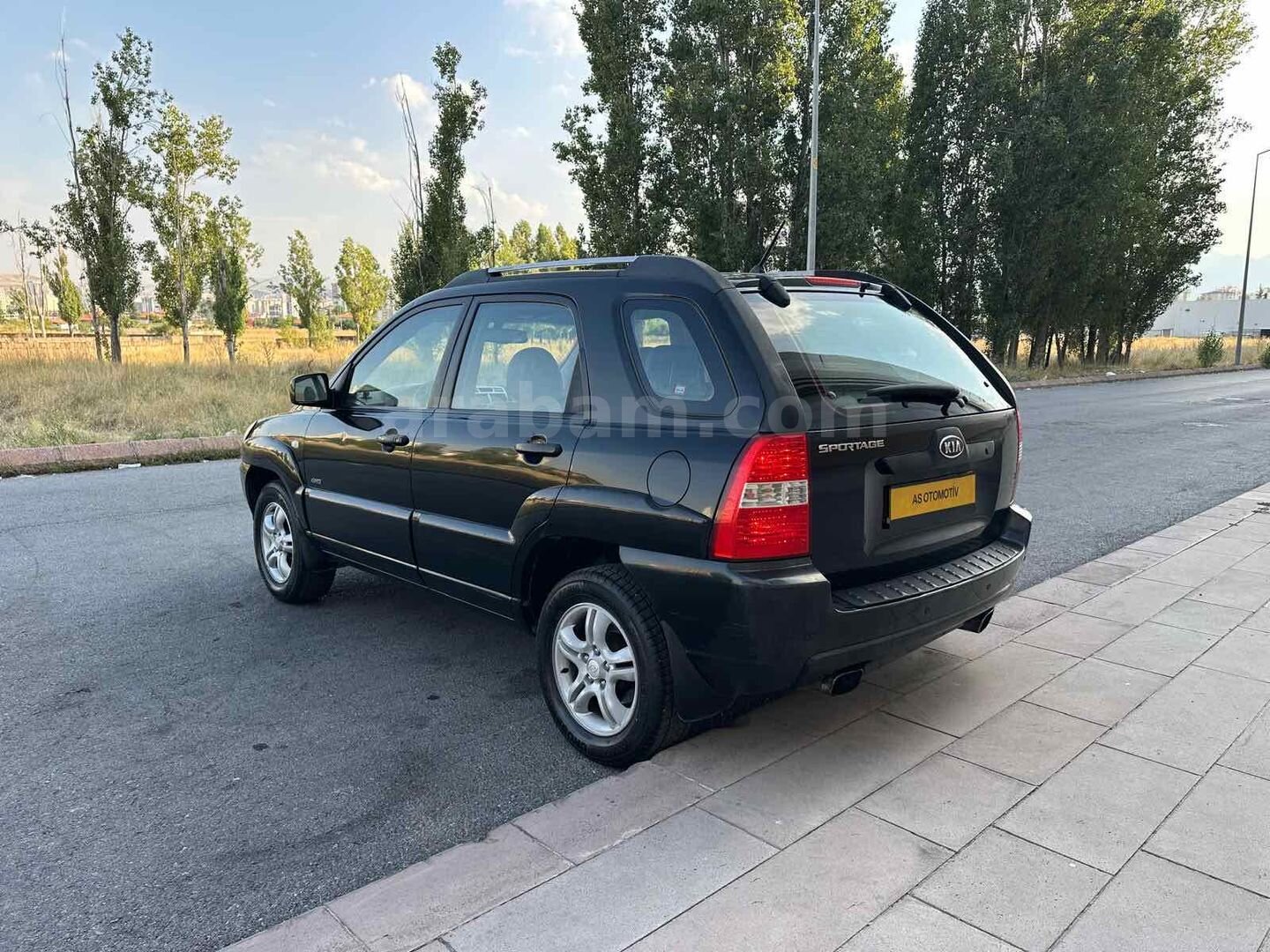 Galeriden Kia Sportage 2.0 CRDi 4x4 EX 2006 Model Kayseri 6