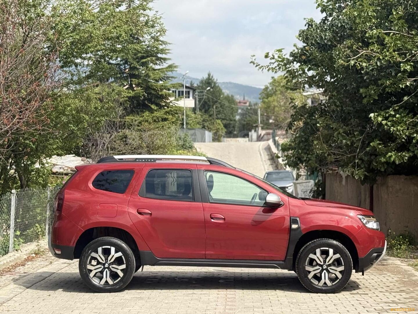 GMZ OTOMOTİV DEN 2022 HATASIZ BOYASIZ 113 BİN KM DUSTER 4