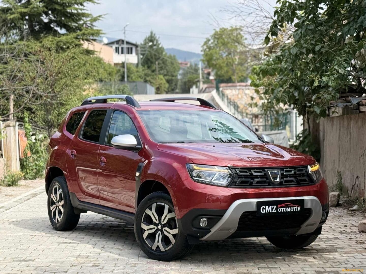 GMZ OTOMOTİV DEN 2022 HATASIZ BOYASIZ 113 BİN KM DUSTER 1