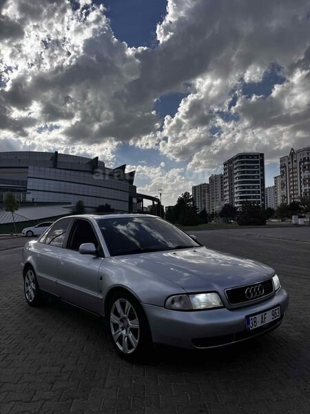 Sahibinden Audi A4 Sedan 1.6 1997 Model 4