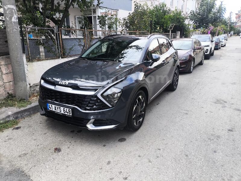 10.461 KM | 2025 OCAK TESCİL | HATASIZ | ELEGANCE KONFOR PLUS | CAM TAVAN