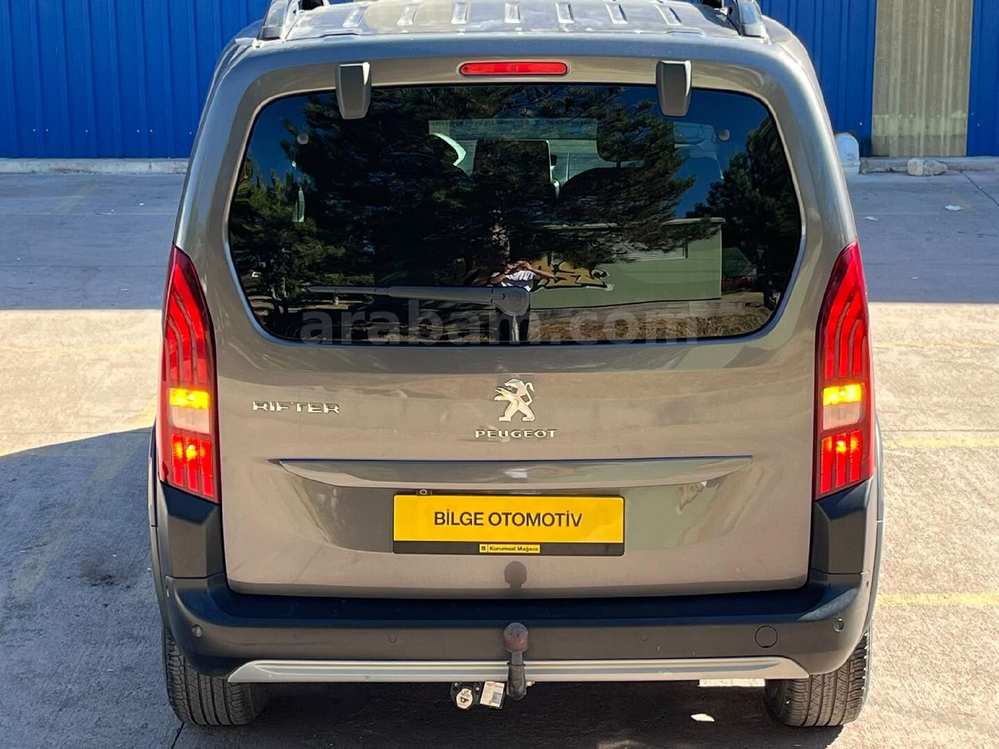 Galeriden Peugeot Rifter 1.5 BlueHDI Allure 2023 Model Kütahya 33.000 km Gri (Gümüş) 7