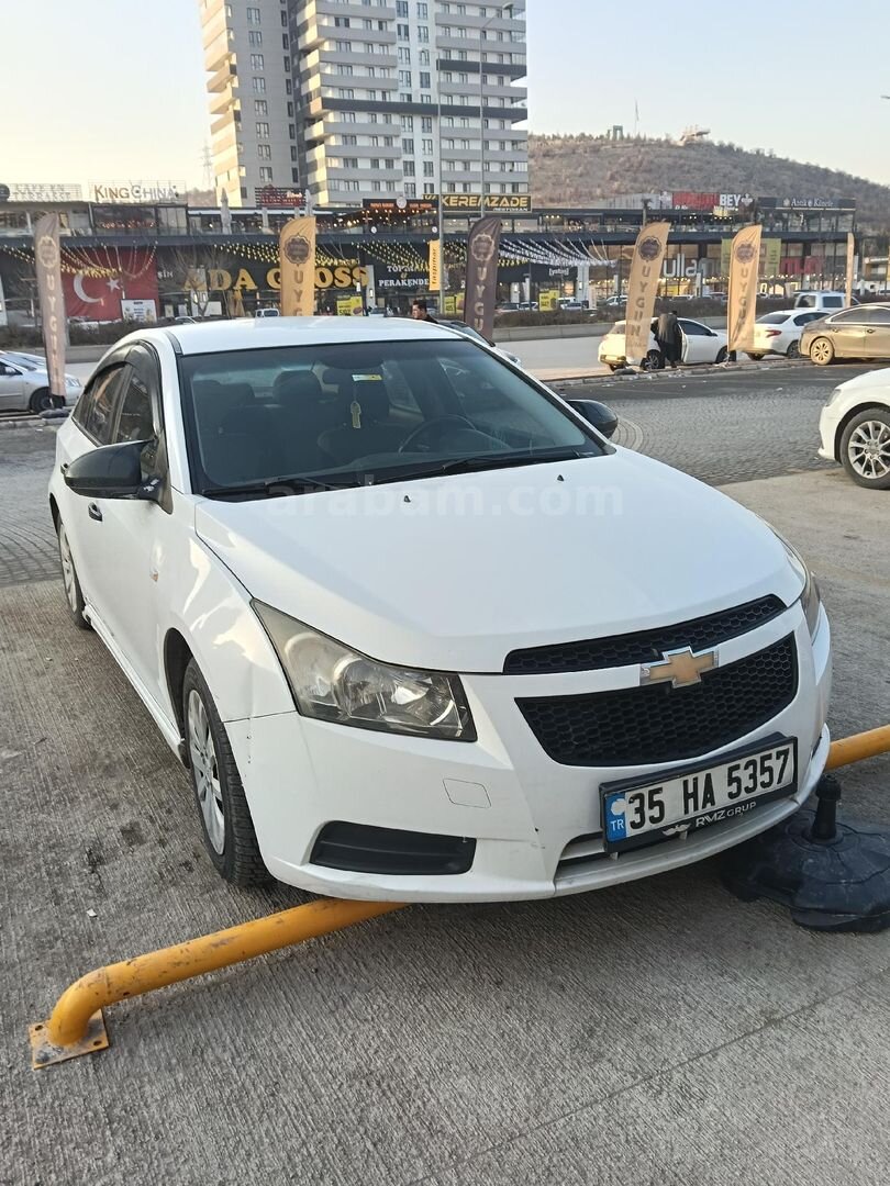 Sahibinden Chevrolet Cruze 1.6 2011 Model Ankara 197.000 km Beyaz 6