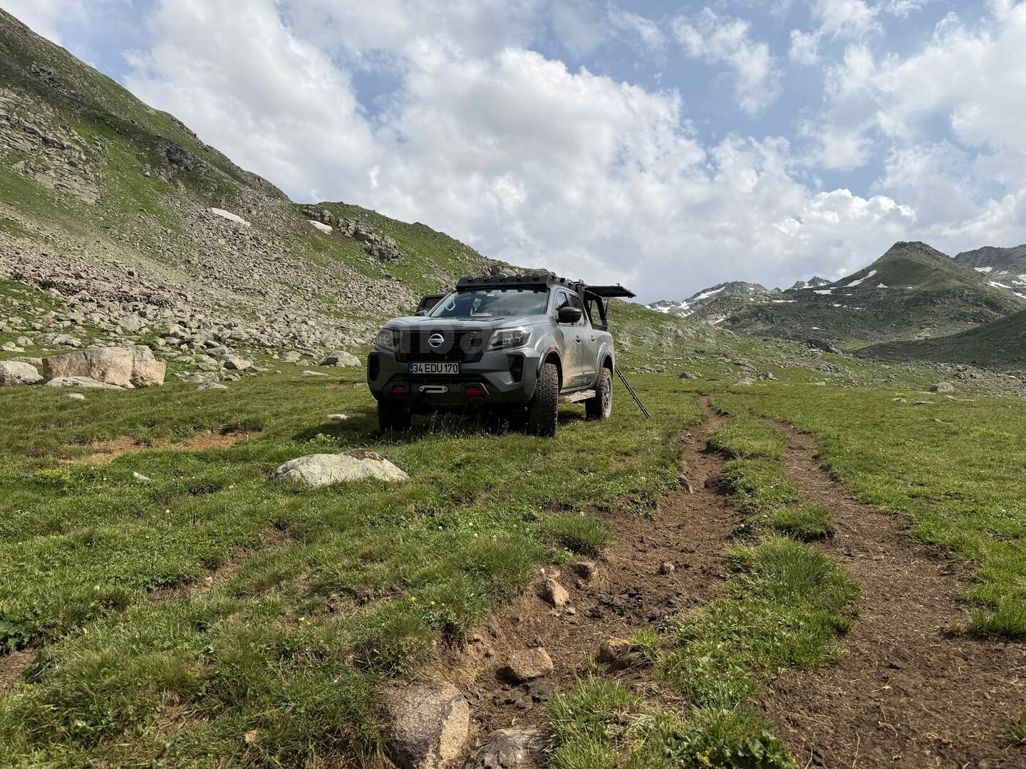Sahibinden Nissan Navara 2.3 dCi 4x4 2020 Model 61.600 km Gri (metalik) 2