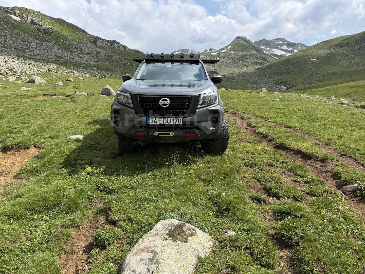 Sahibinden Nissan Navara 2.3 dCi 4x4 2020 Model 61.600 km Gri (metalik) 1