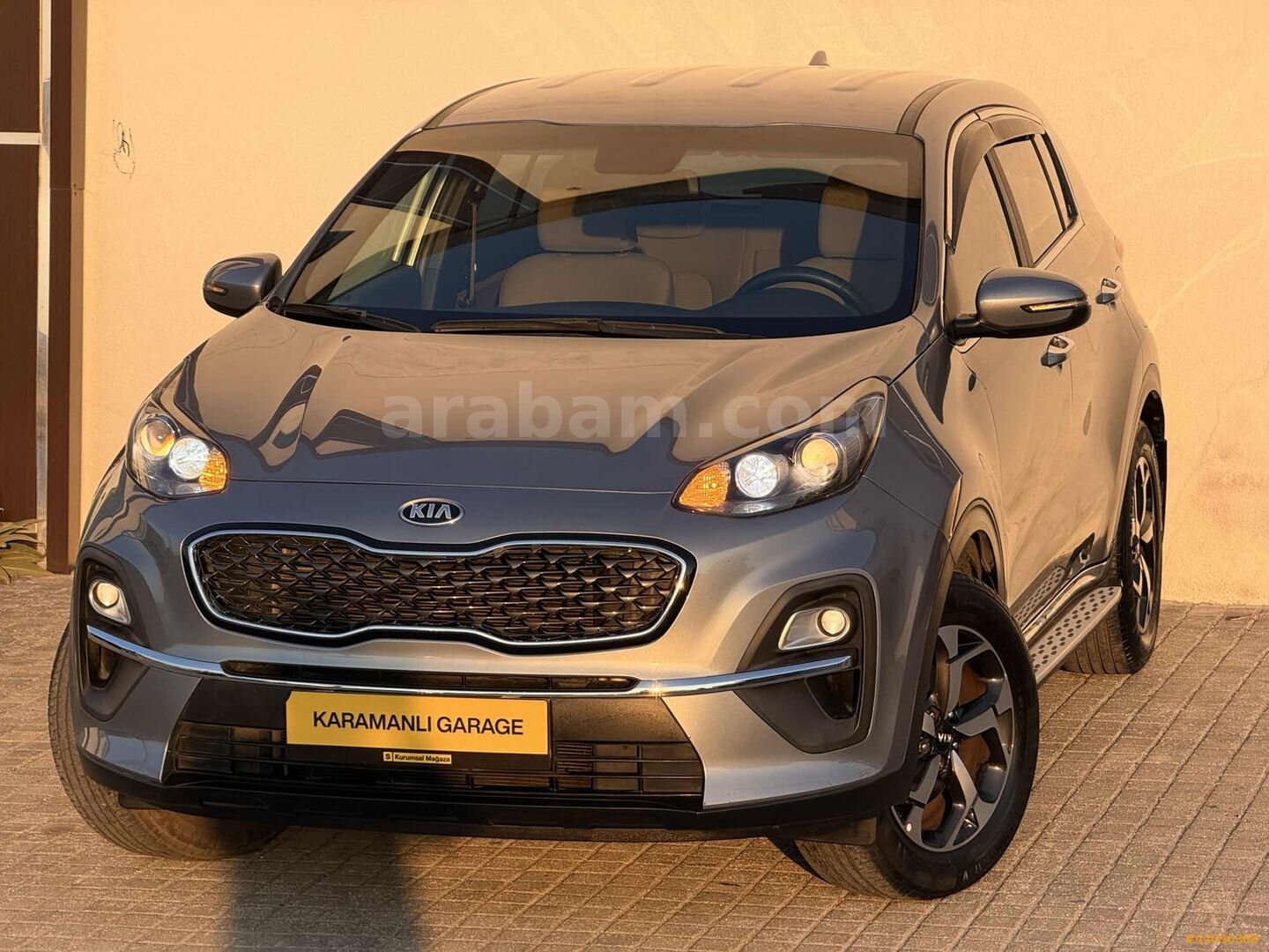 KARAMANLI GARAGE KİA SPORTAGE 1.6 GDİ COOL BOYASIZ KAYITSIZ 3