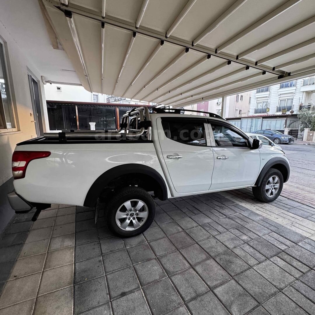 Galeriden Mitsubishi L 200 4x4 Intense 2017 Model Antalya 7