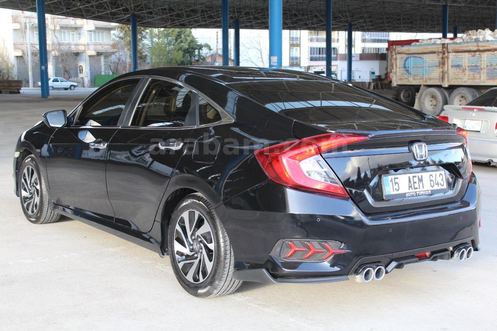 Sahibinden Honda Civic 1.6i VTEC Executive 2018 Model 172.000 km Siyah 5