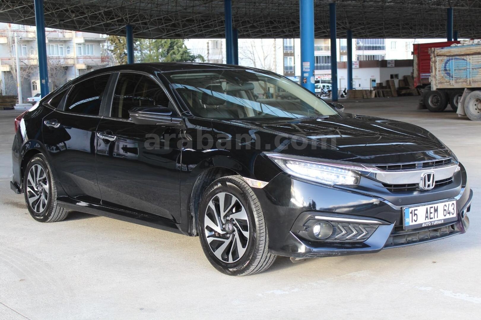 Sahibinden Honda Civic 1.6i VTEC Executive 2018 Model 172.000 km Siyah 1