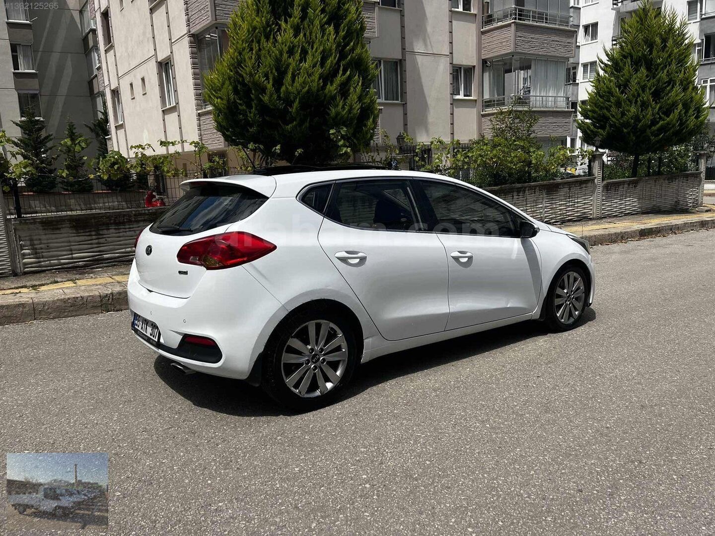 Galeriden Kia Ceed 1.6 CRDi Concept Plus 2013 Model Samsun 254.000 km Beyaz 7
